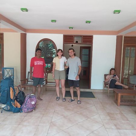 Leopard City Hostel Yala Тіссамахарама Екстер'єр фото