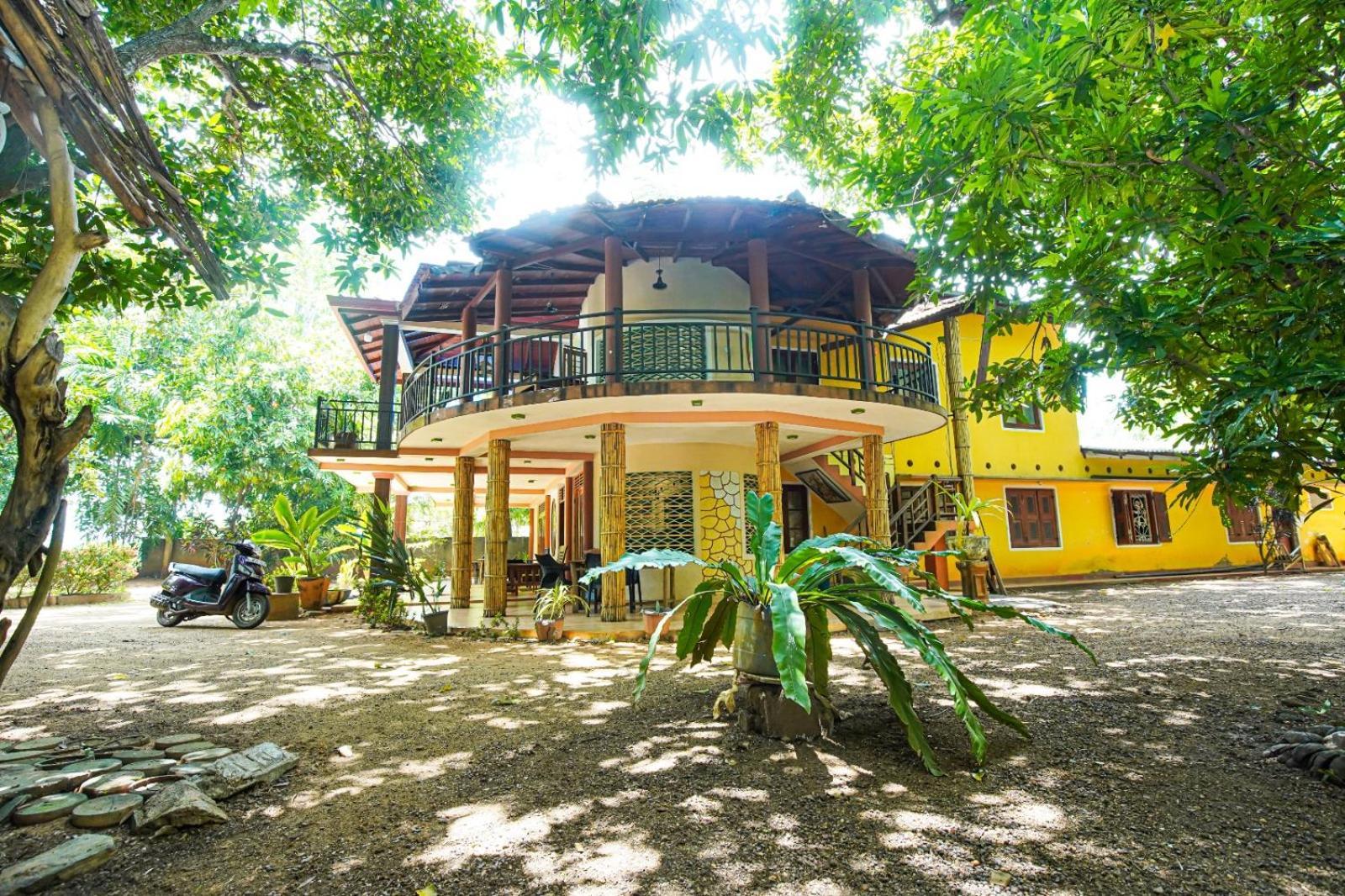 Leopard City Hostel Yala Тіссамахарама Екстер'єр фото