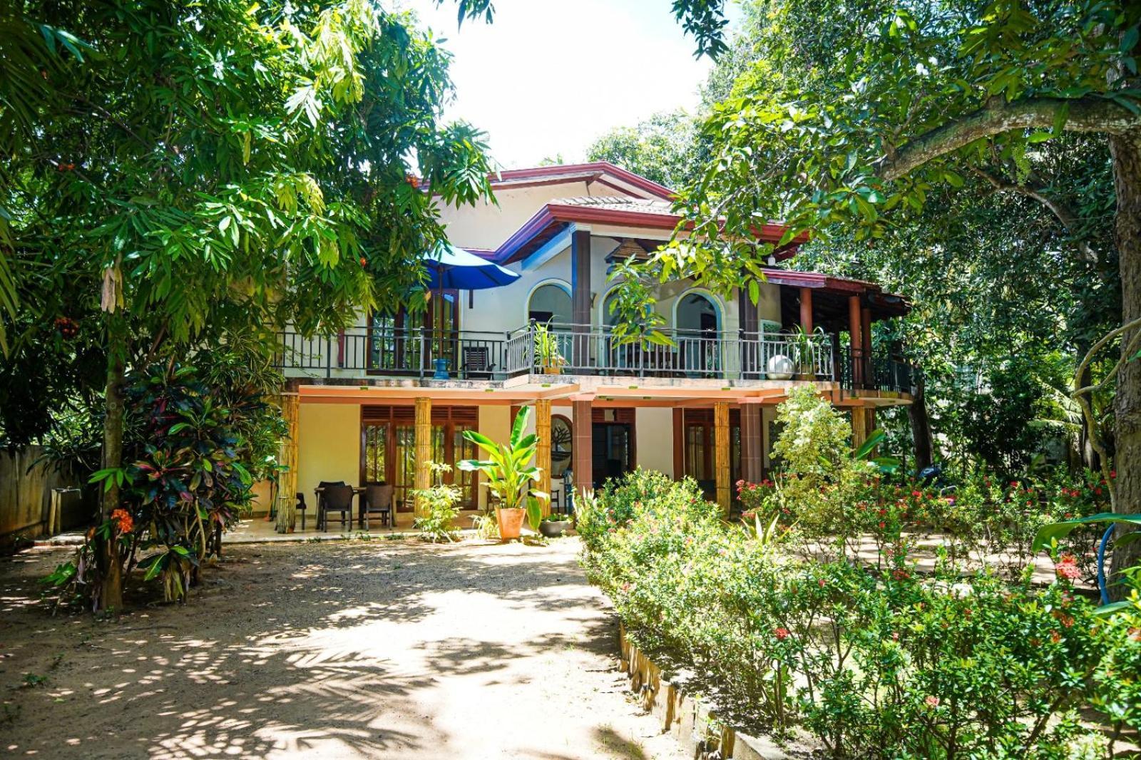 Leopard City Hostel Yala Тіссамахарама Екстер'єр фото